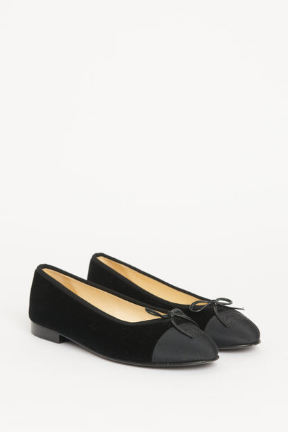 Black Velvet Cap Toe Preowned Ballerinas