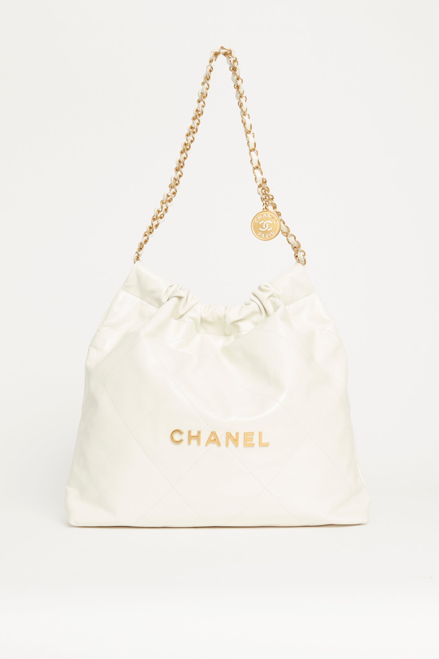 White Chanel 22 Preowned Leather Tote