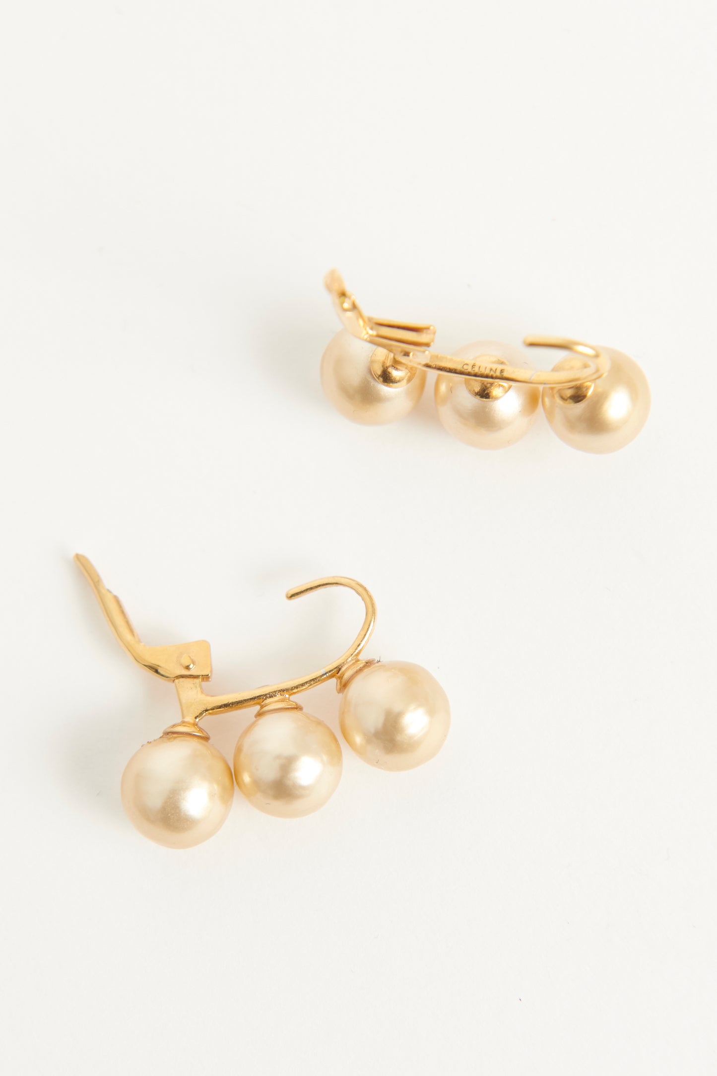 Dot Triple Pearl Preowned Earrings