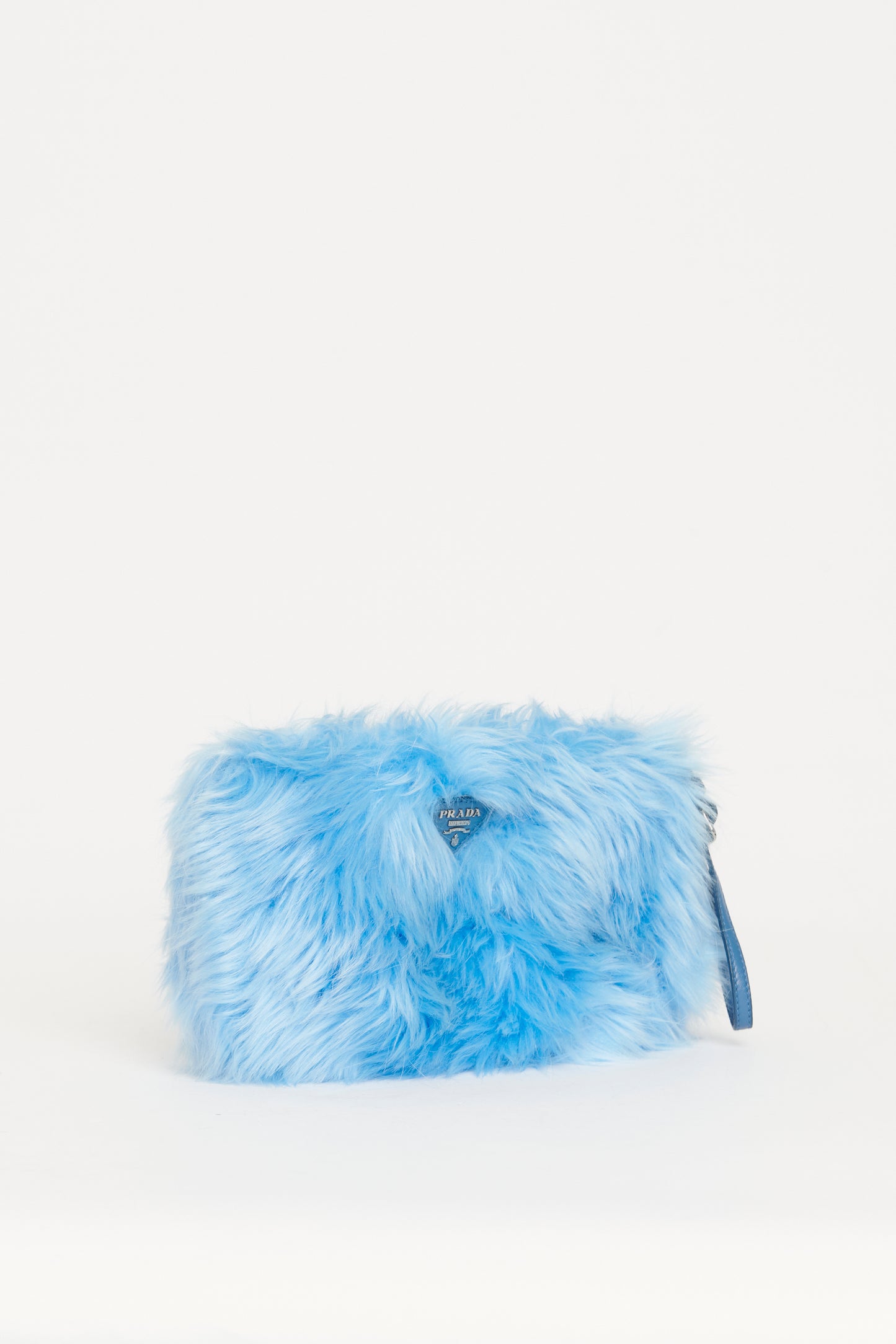 Sky Blue Faux Fur Preowned Wristlet Clutch