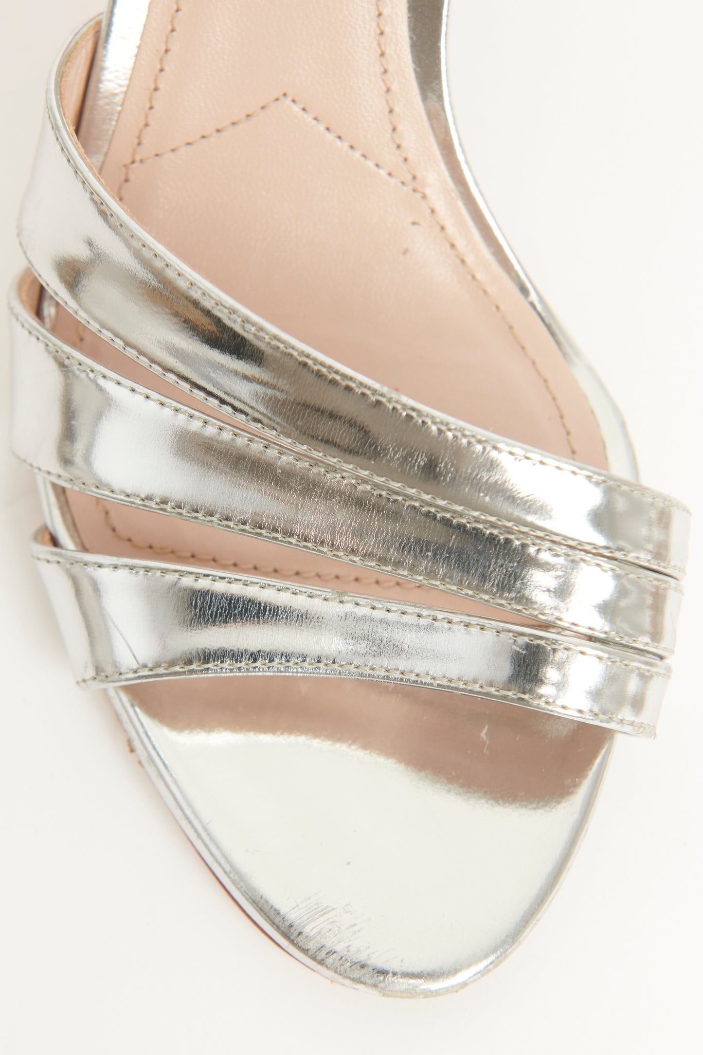 Silver Leather Rainbow Preowned Heels