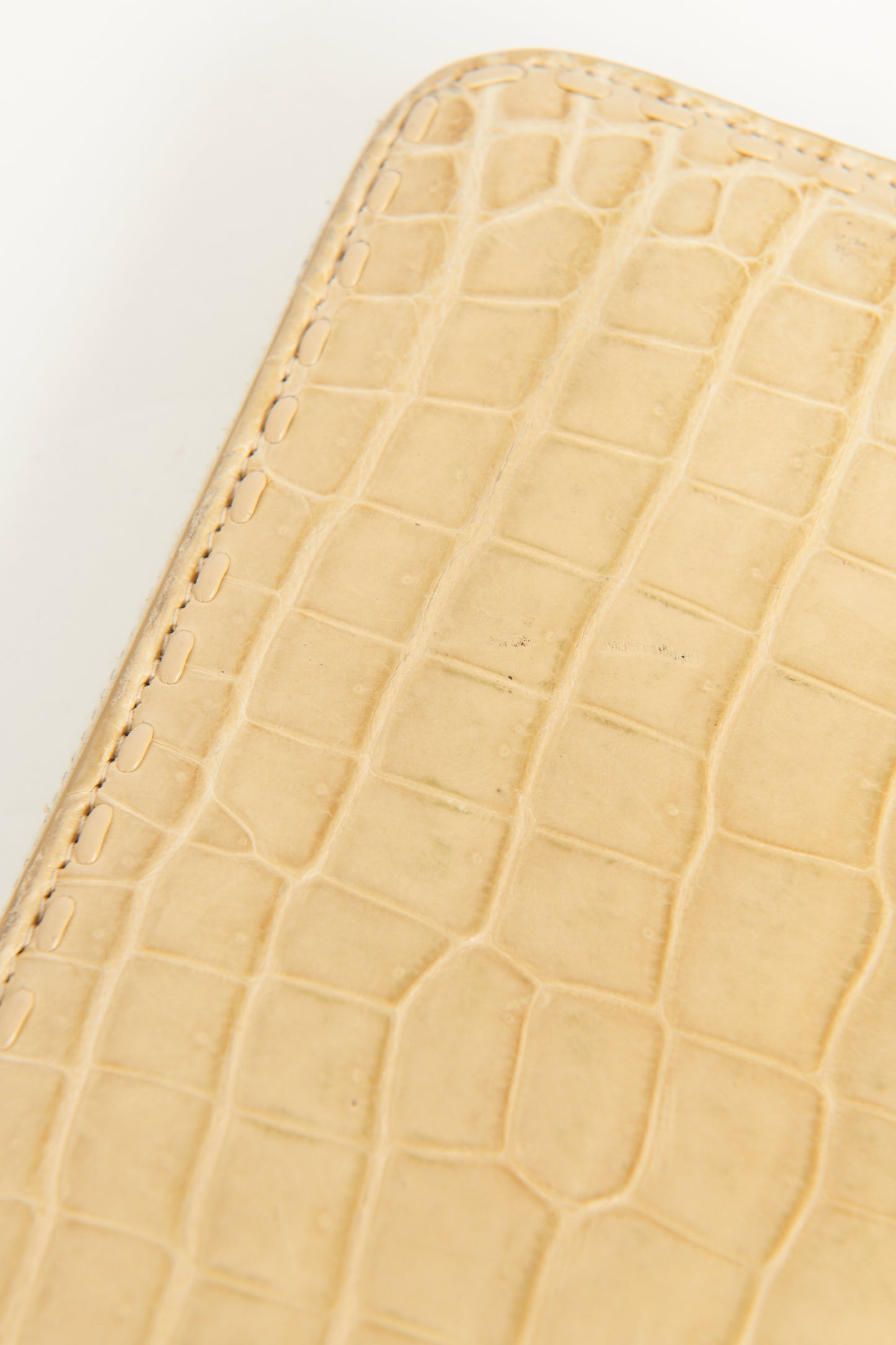 Beige Crocodile Preowned Zip-Up Wallet