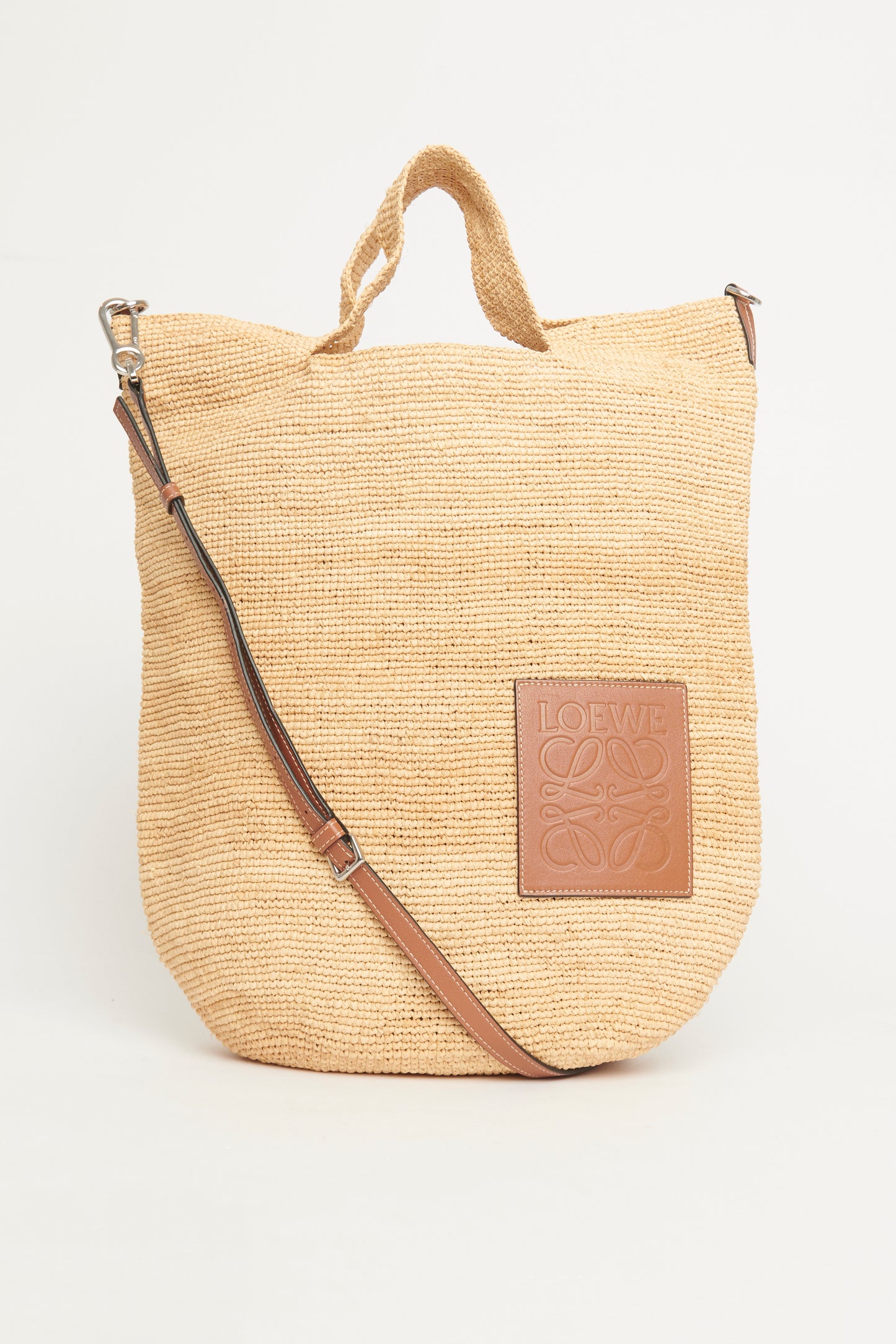 Brown Raffia Large Slit Preowned Tote Bag