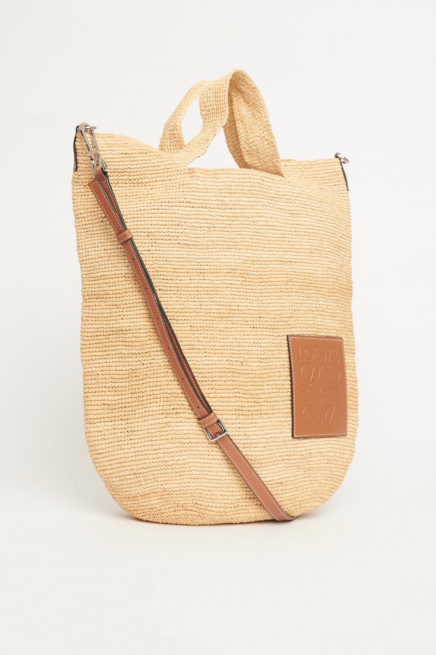 Brown Raffia Large Slit Preowned Tote Bag