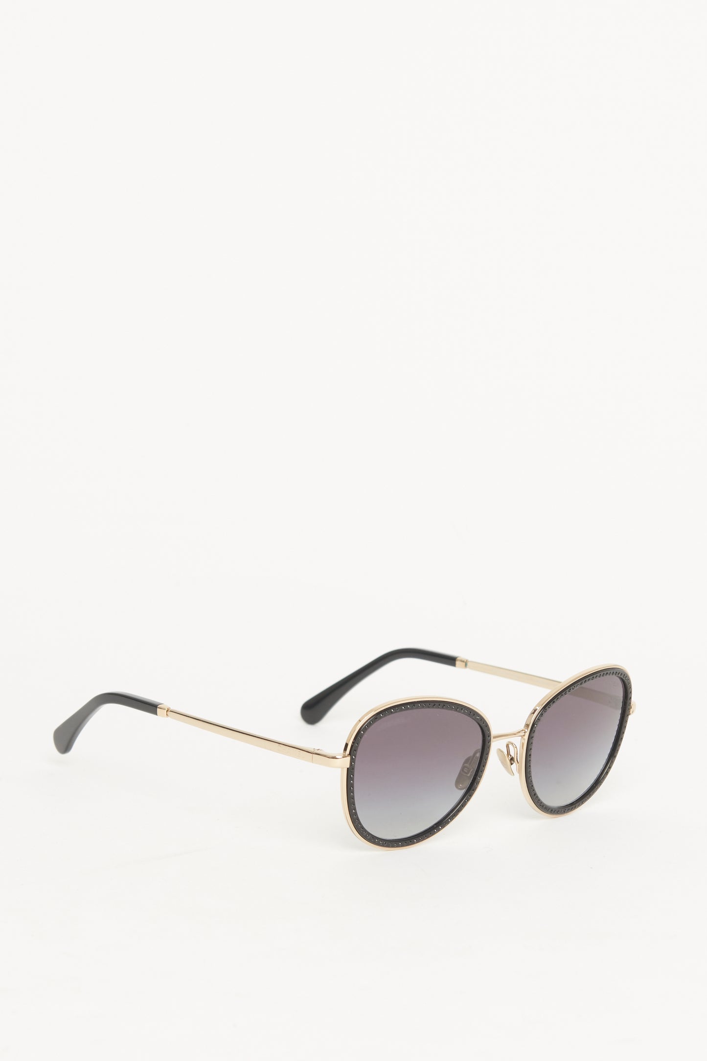 Gold Tone Metal Preowned Cat-Eye Sunglasses