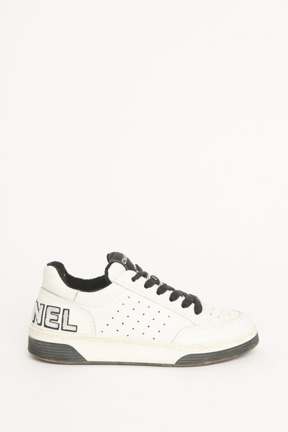 White Leather Perforated Logo Preowned trainer