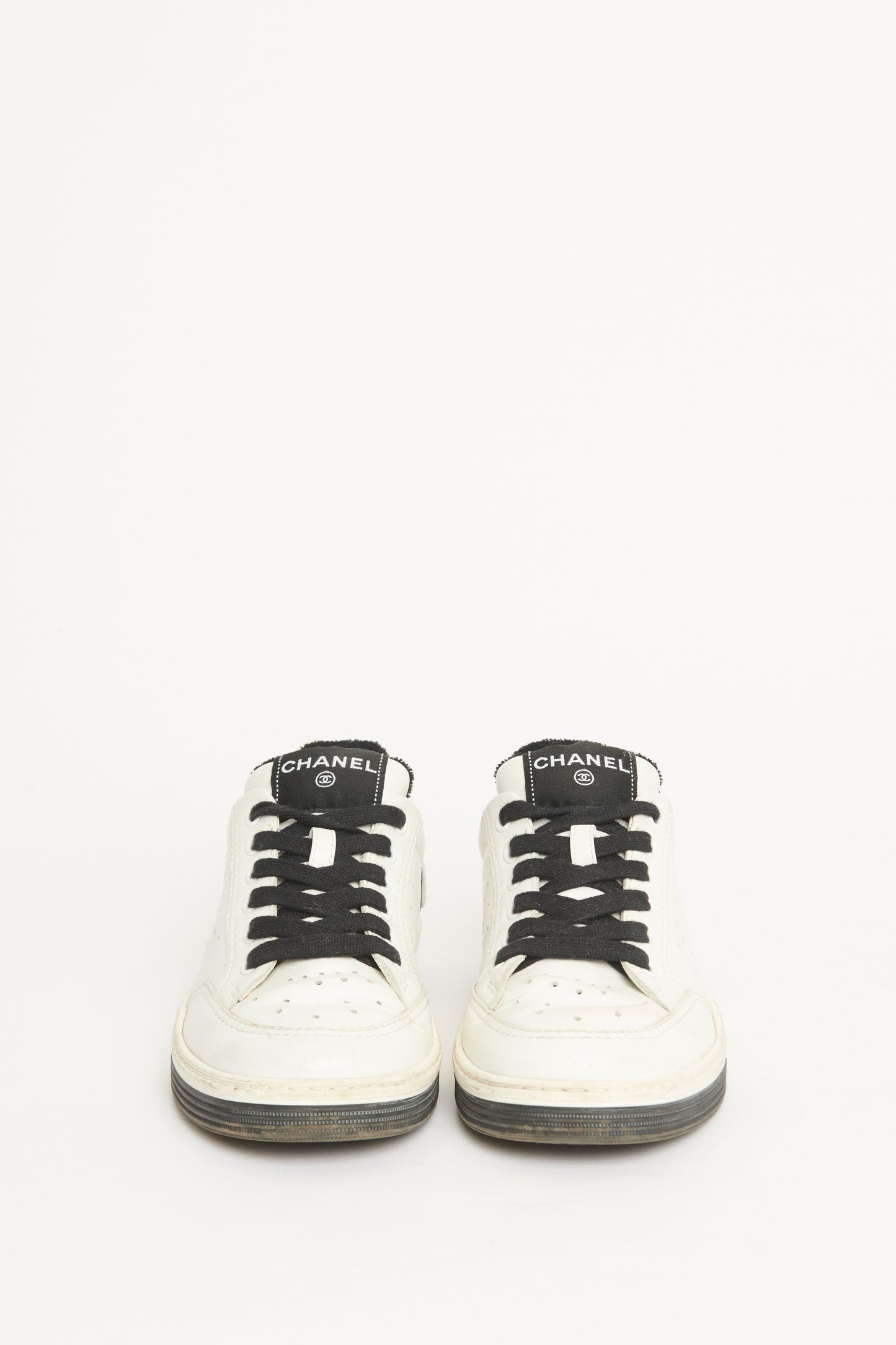 White Leather Perforated Logo Preowned trainer