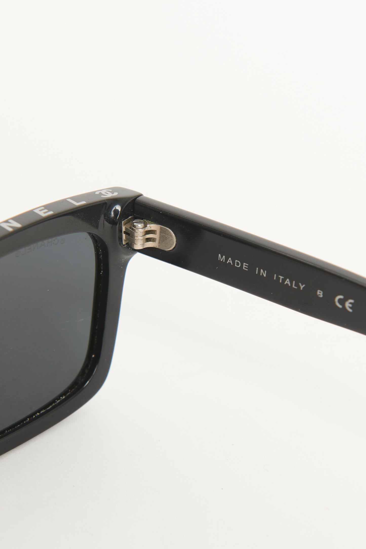 Black Acetate Square Framed Preowned Sunglasses