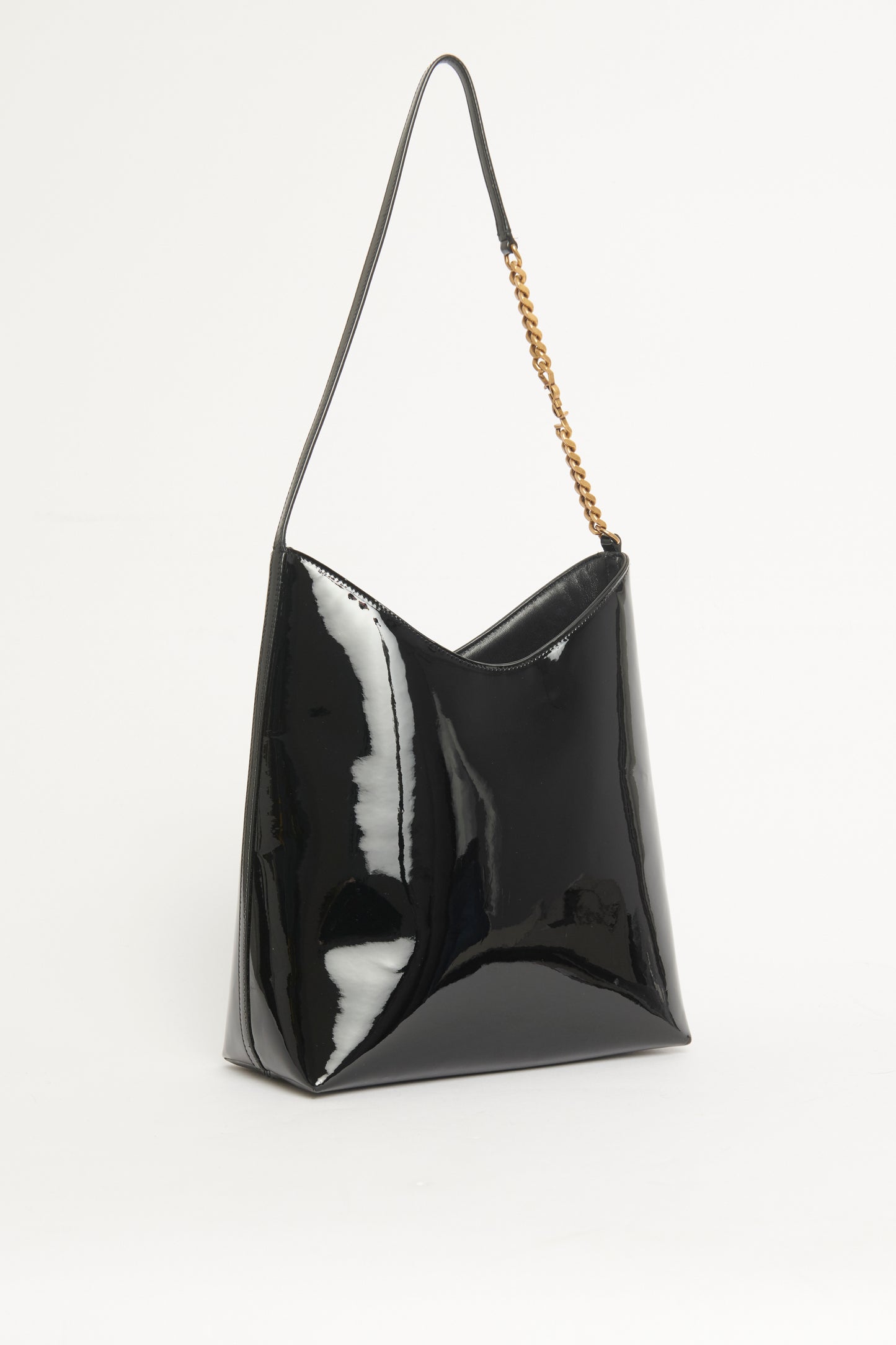 2023 Black Patent Rendez-Vous Preowned Hobo Shoulder Bag