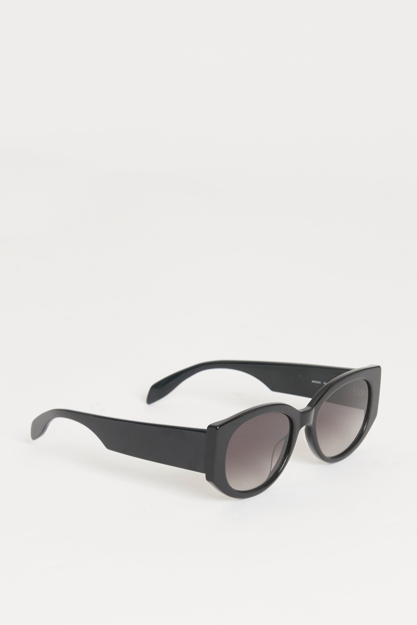 Black Logo AM0330S Preowned Sunglasses