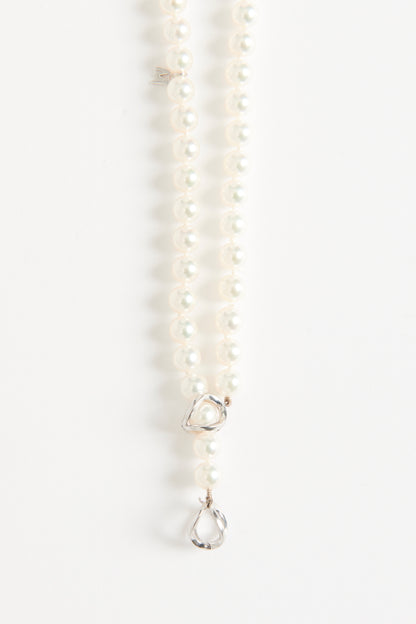 Moving Clasp Akoya Pearl Preowned Necklace