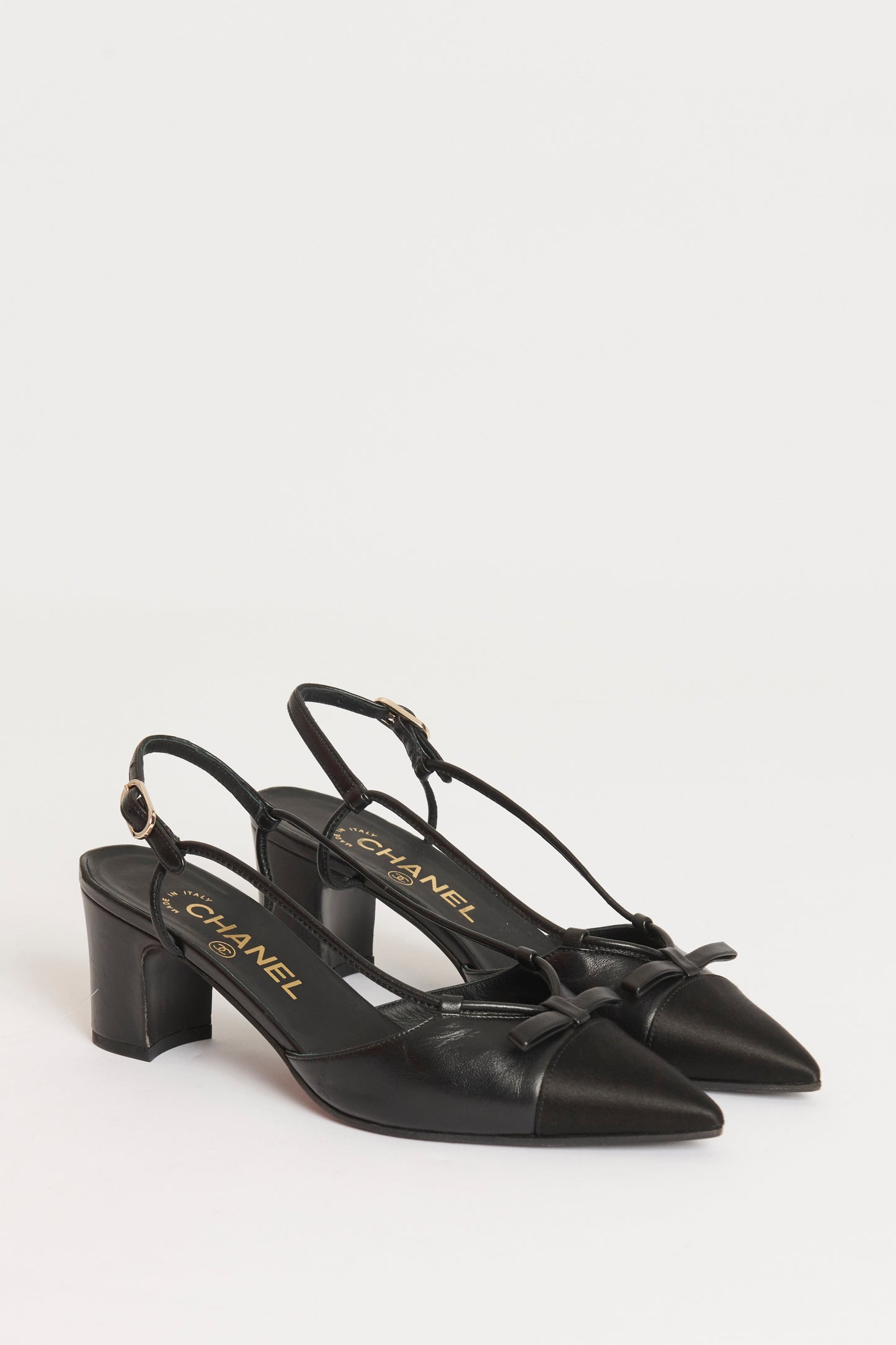 Black Leather Preowned Slingback Bow Pumps