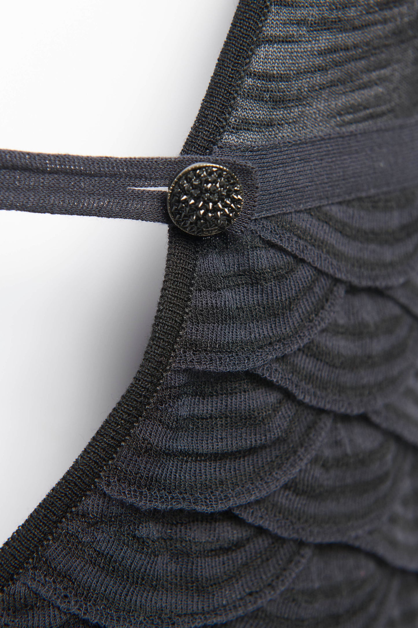 2011 Black Rayon Blend Preowned Scalloped Mini Dress