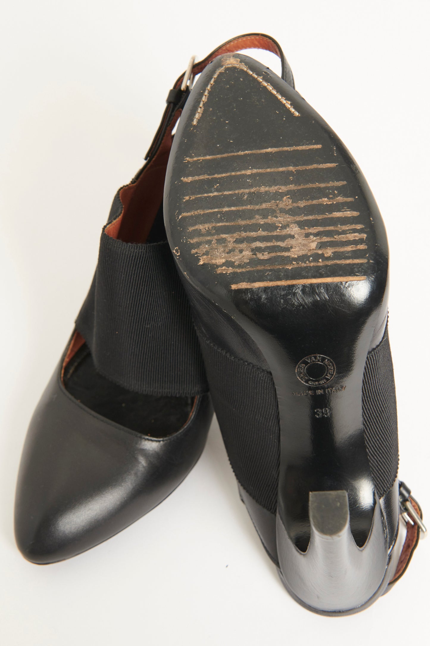 Black Leather Preowned Sling Back Pumps