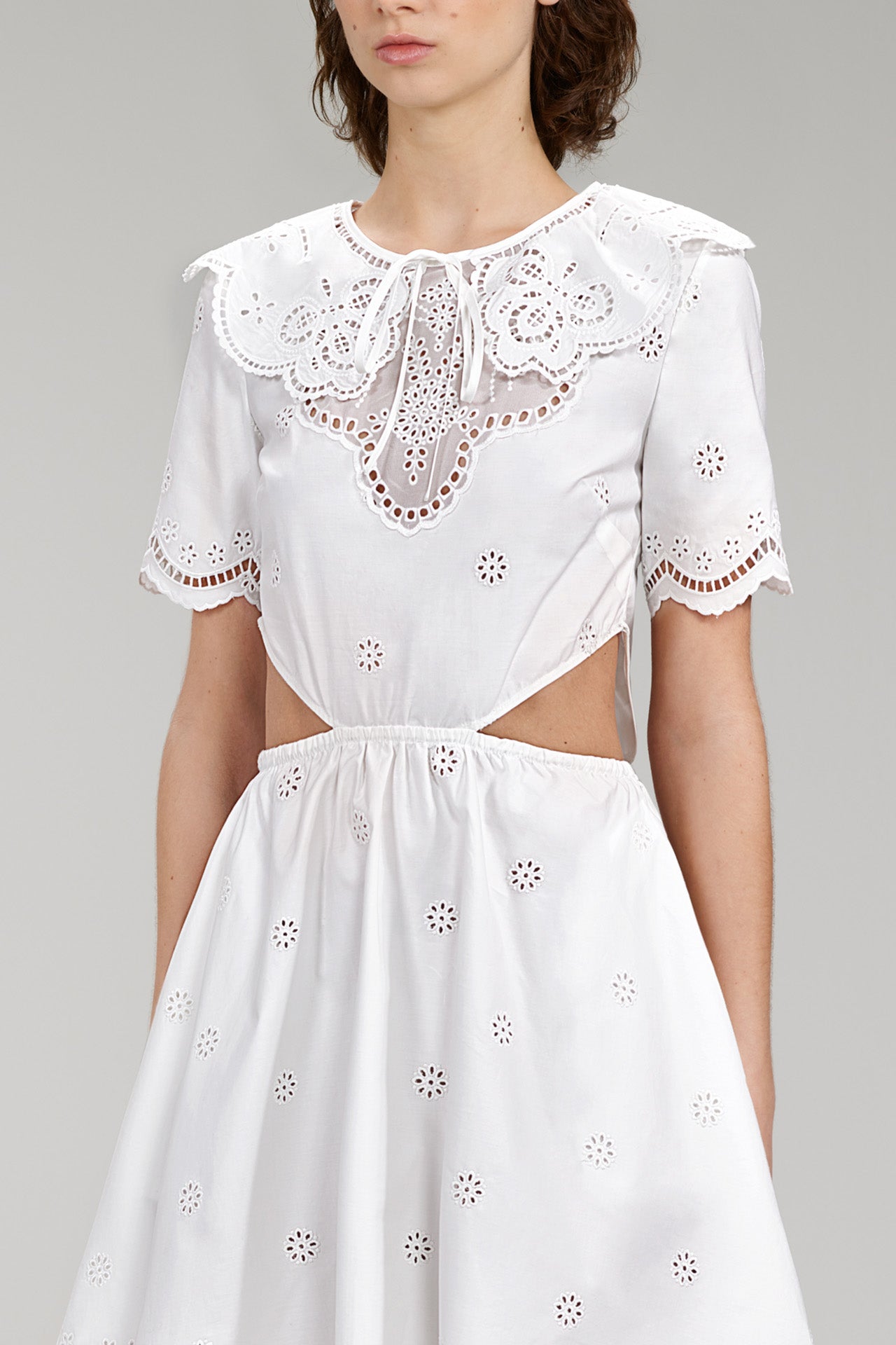 Self portrait white daisy embroidered midi dress hot sale
