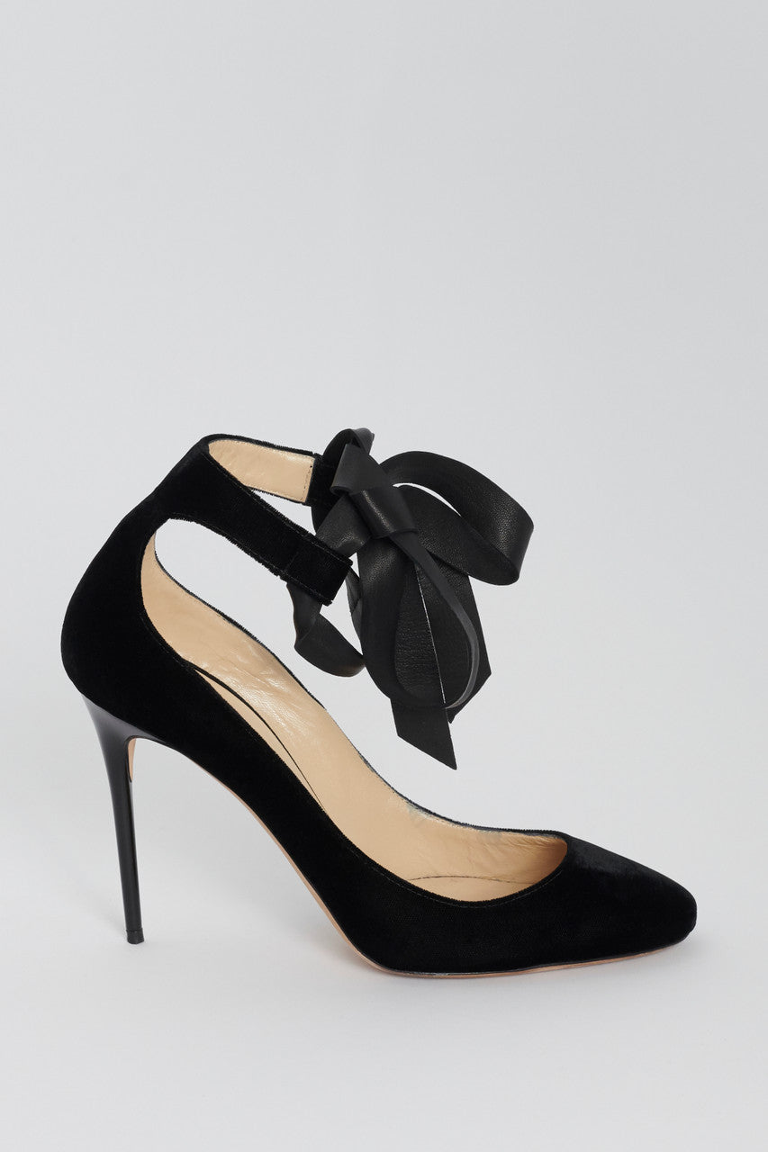 Black Velvet Preowned Pumps with Ribbon Ankle Tie