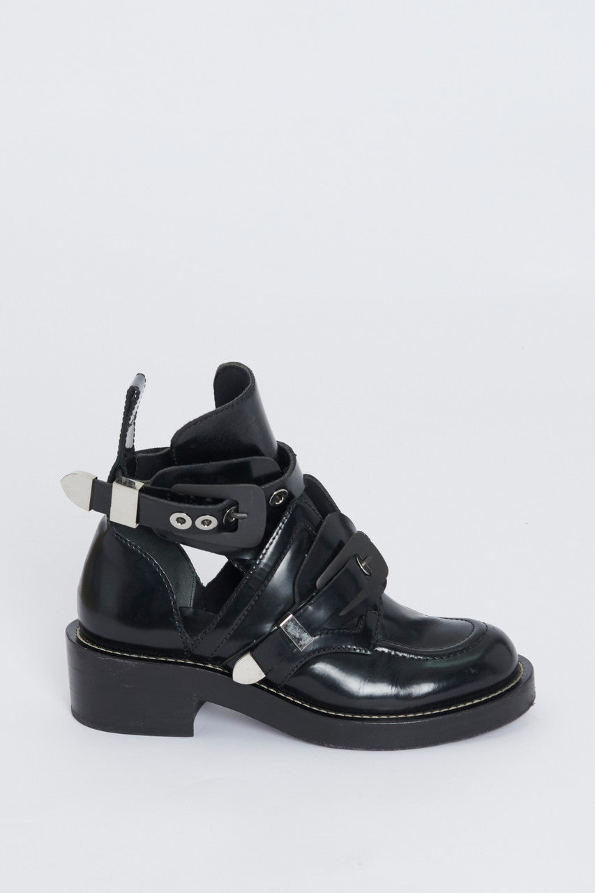 Black Leather Ceinture Cut-Out Ankle Boots