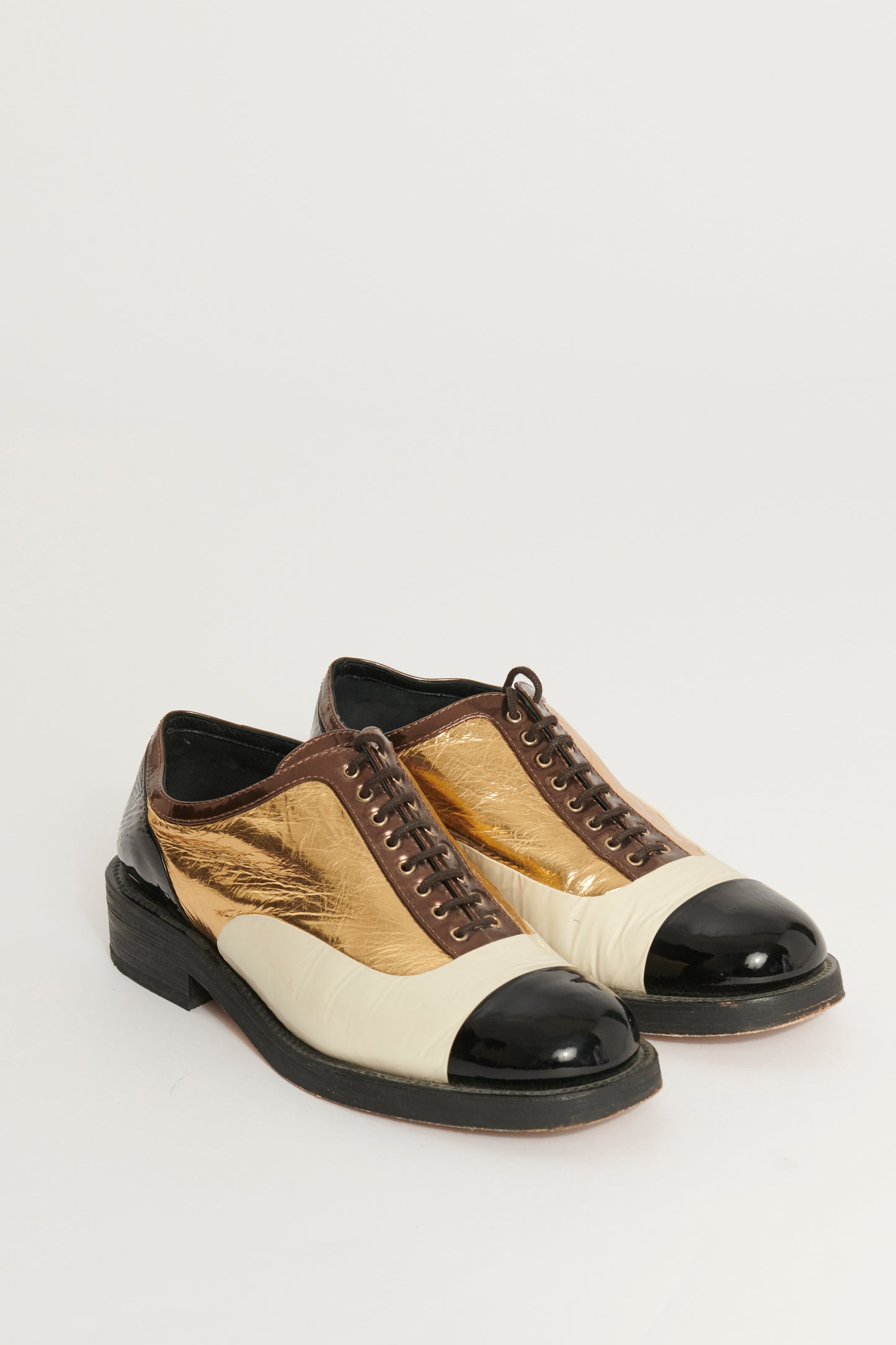 Contrast Patent Leather Lace Up Preowned Brogues