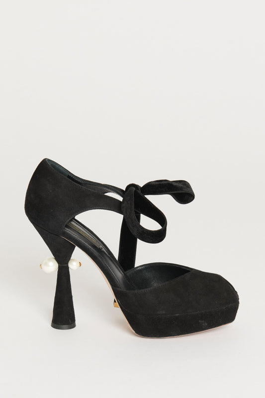 2009 Black Suede Preowned Pearl Platformed Heels