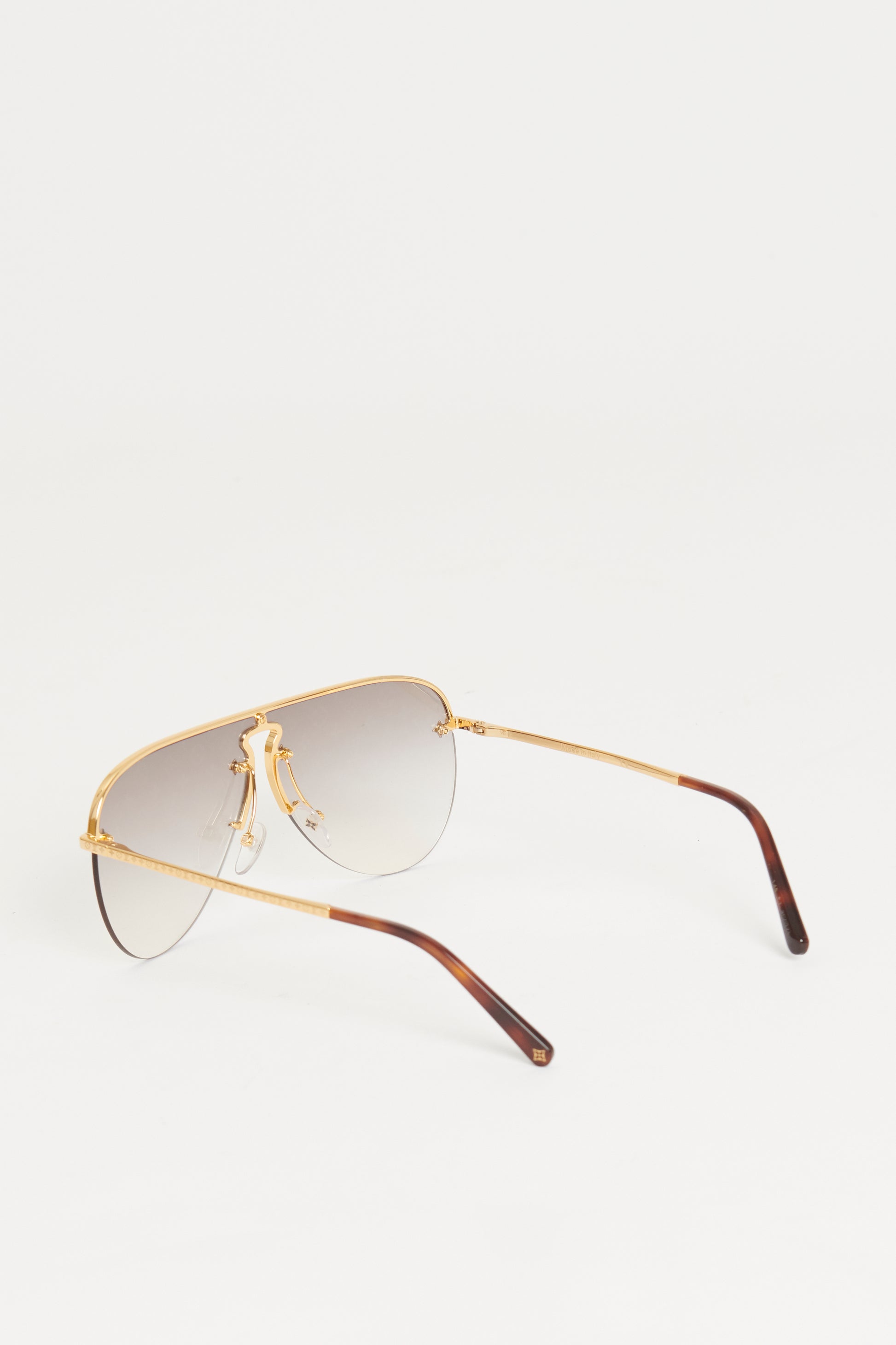 082623 SNEAK PEEK Preloved Louis Vuitton Altitude Pilot Sunglasses