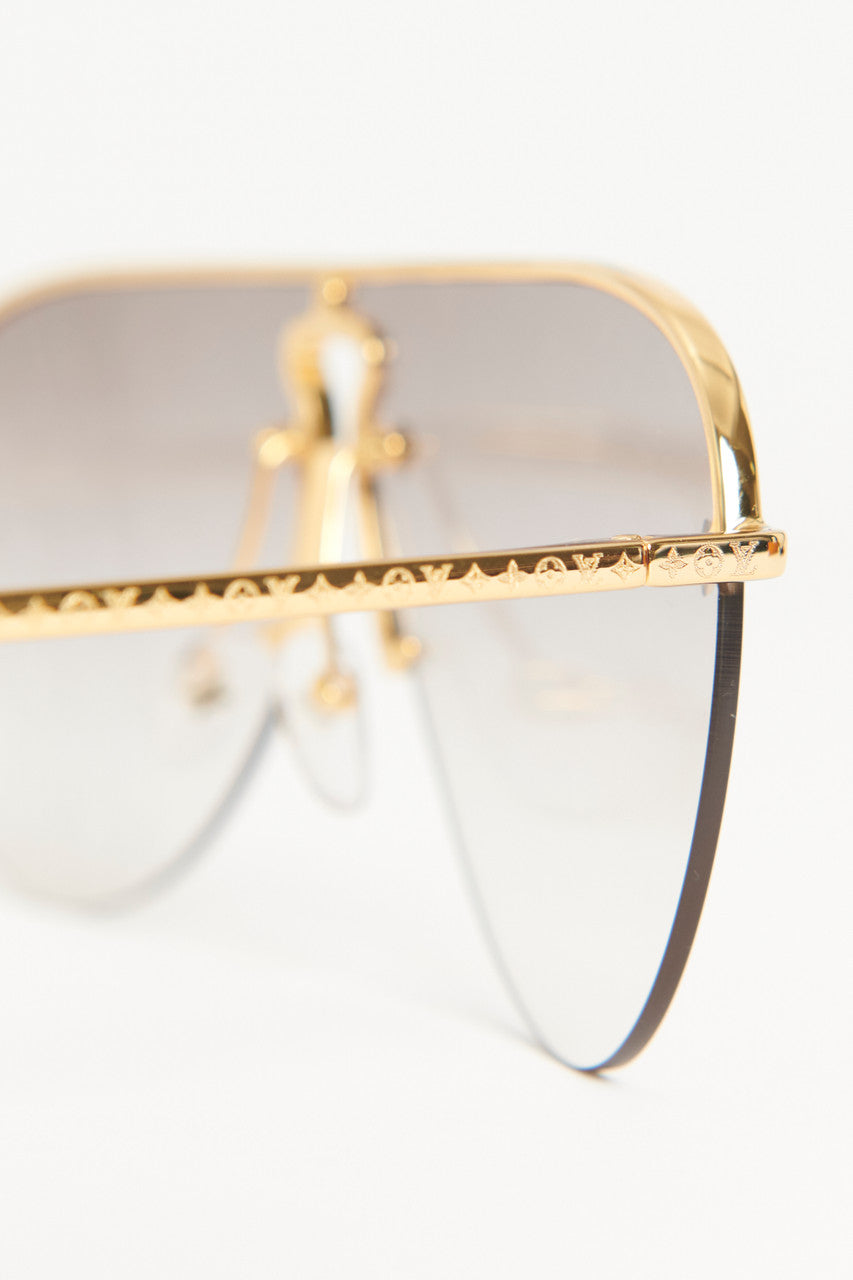 Pre-owned Louis Vuitton Metal Oversized Frame Sunglasses In Gold