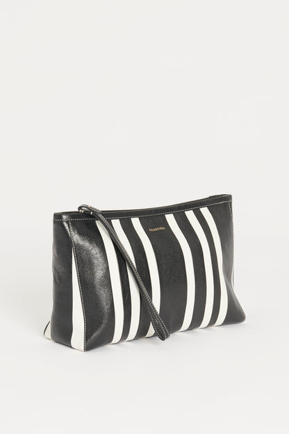 Black and White Barbés Preowned Zip Pouch