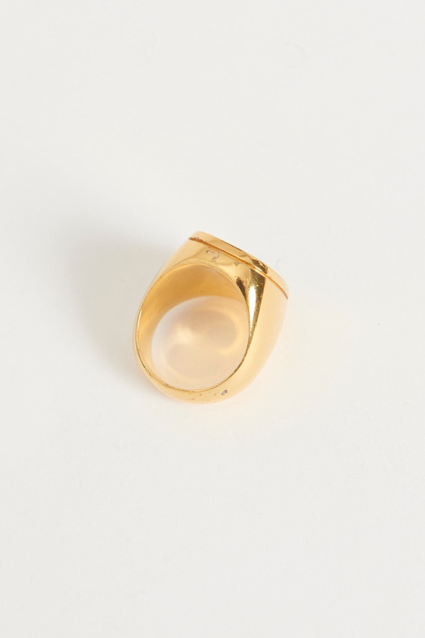 Signet hot sale ring fashion