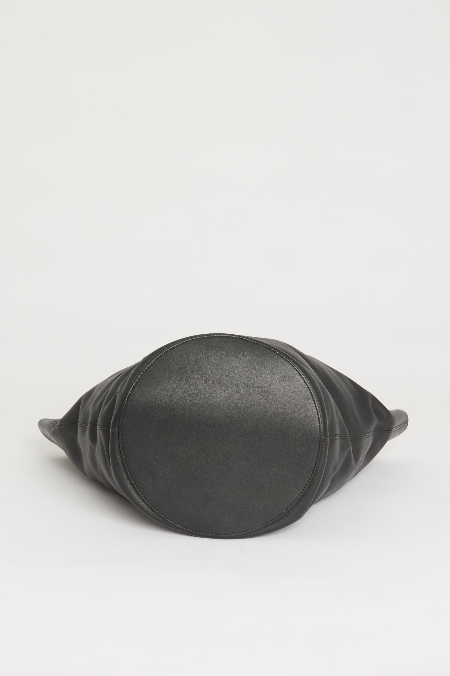 Black Osa Medium Leather Preowned Tote Bag
