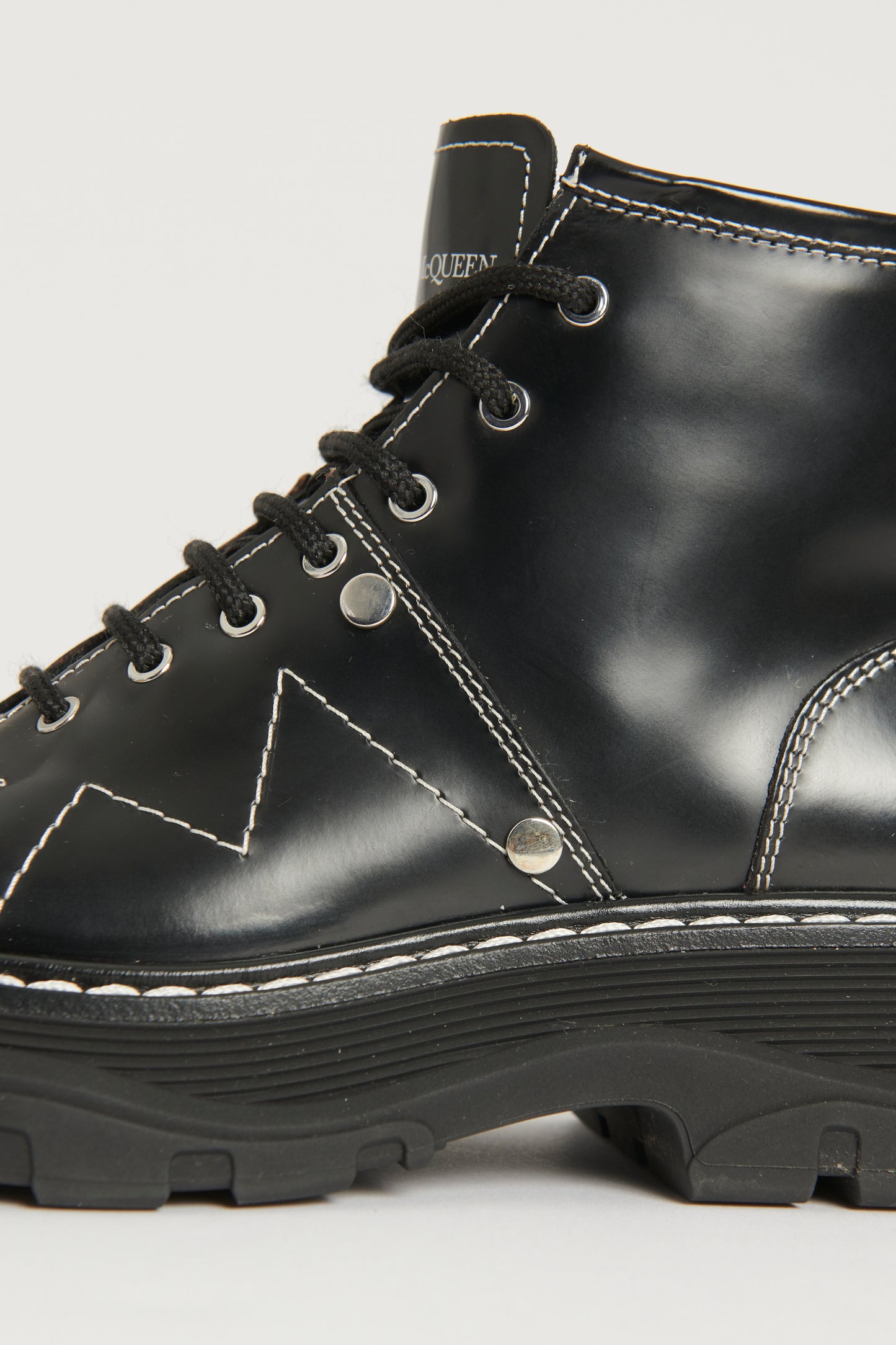2019 Black Leather Tread Sole Lace-Up Preowned Ankle Boots
