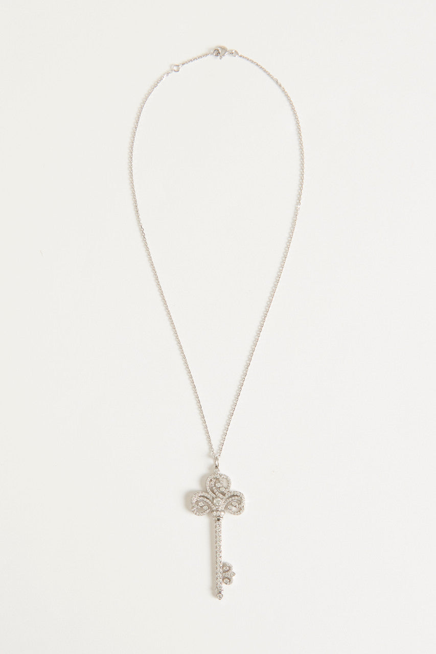 Platinum Enchant Heart Key Pendant Preowned Necklace