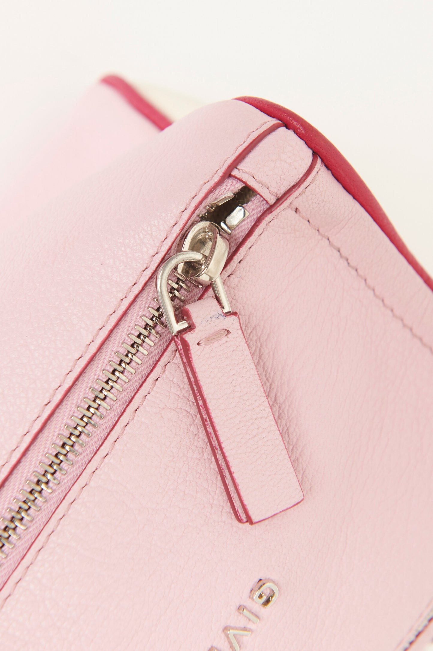 Pink and Cream Preowned Pandora Wristlet Clutch Bag