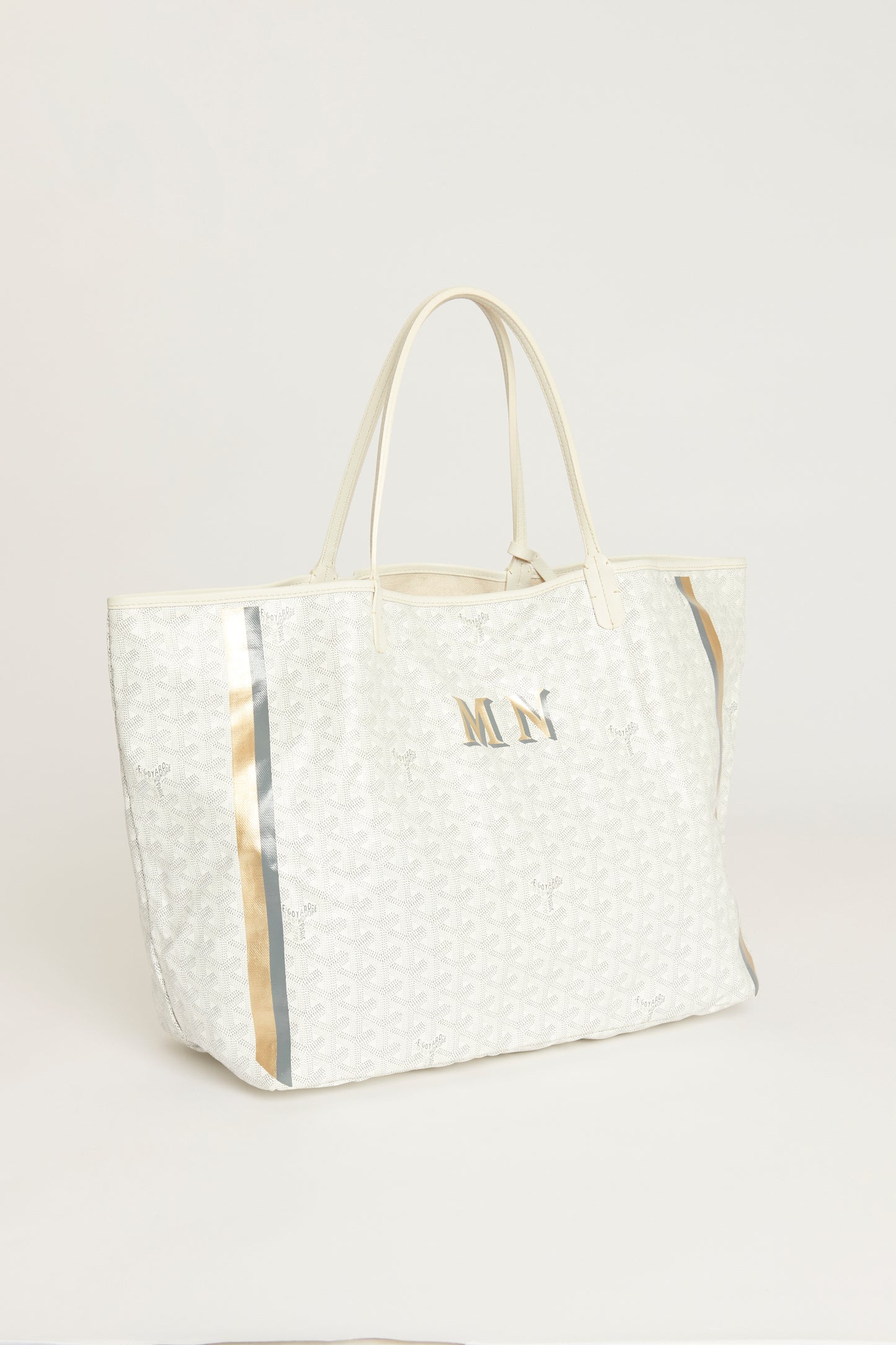 White Preowned St Louis GM Tote Customized